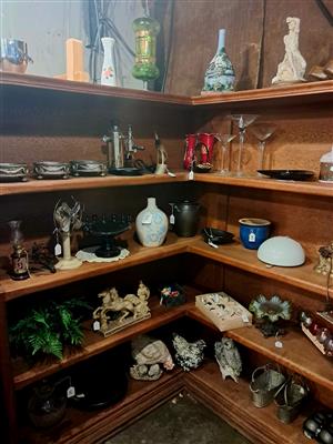 Rommelmarktspullen – kleding, strips, lp’s, boeken, cd’s,deco en meubelen