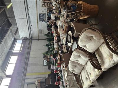 Imboedelverkoop uit woningontruiming,Rommelmarkt,kerstrommelmarkt
